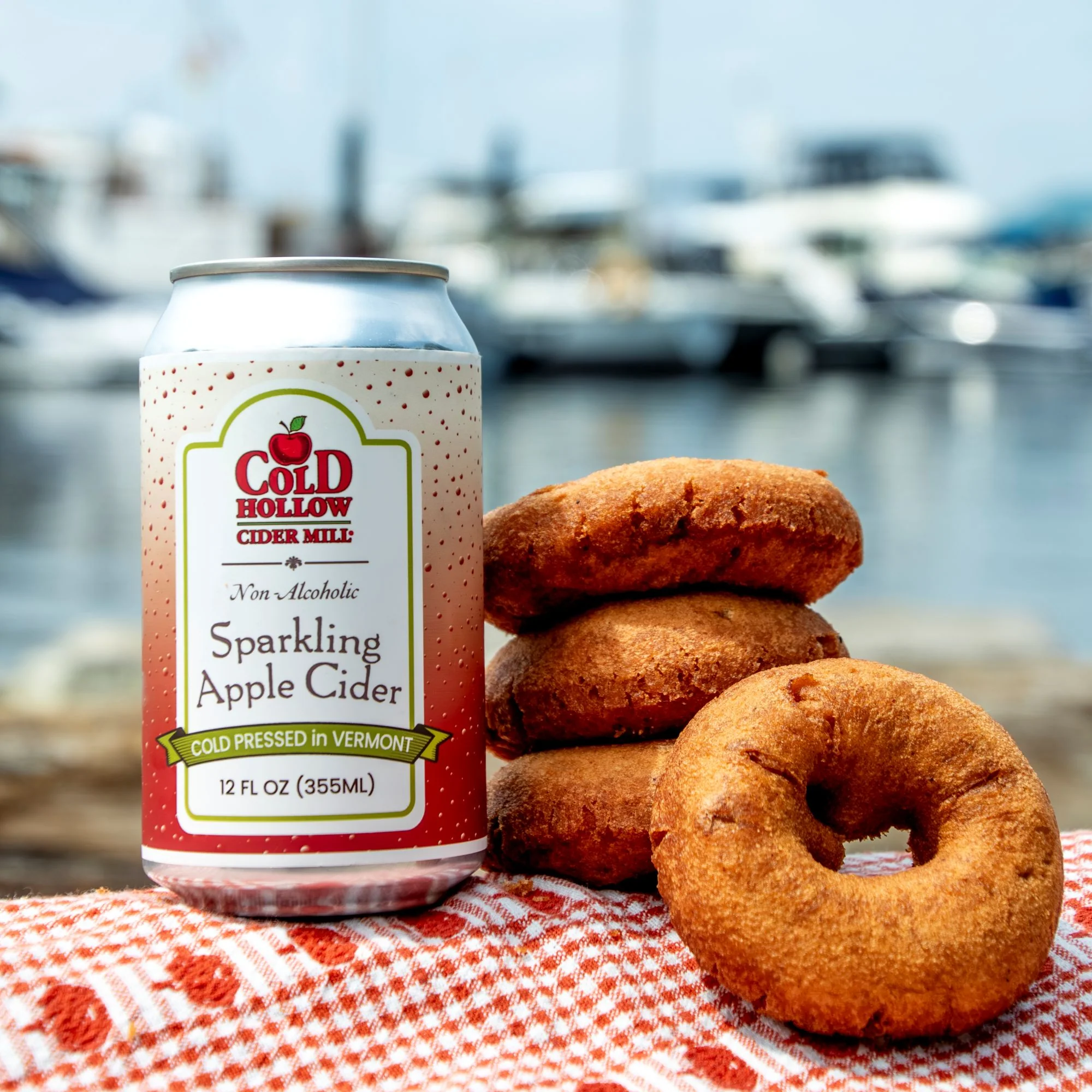 Cold Hollow - Sparkling Apple Cider 4 Pack (12 oz cans) - Image 3
